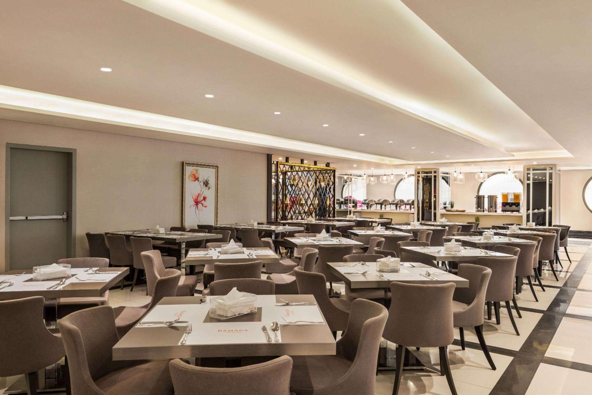 Ramada By Wyndham Makkah Zad Al Tayseer Mecca 外观 照片
